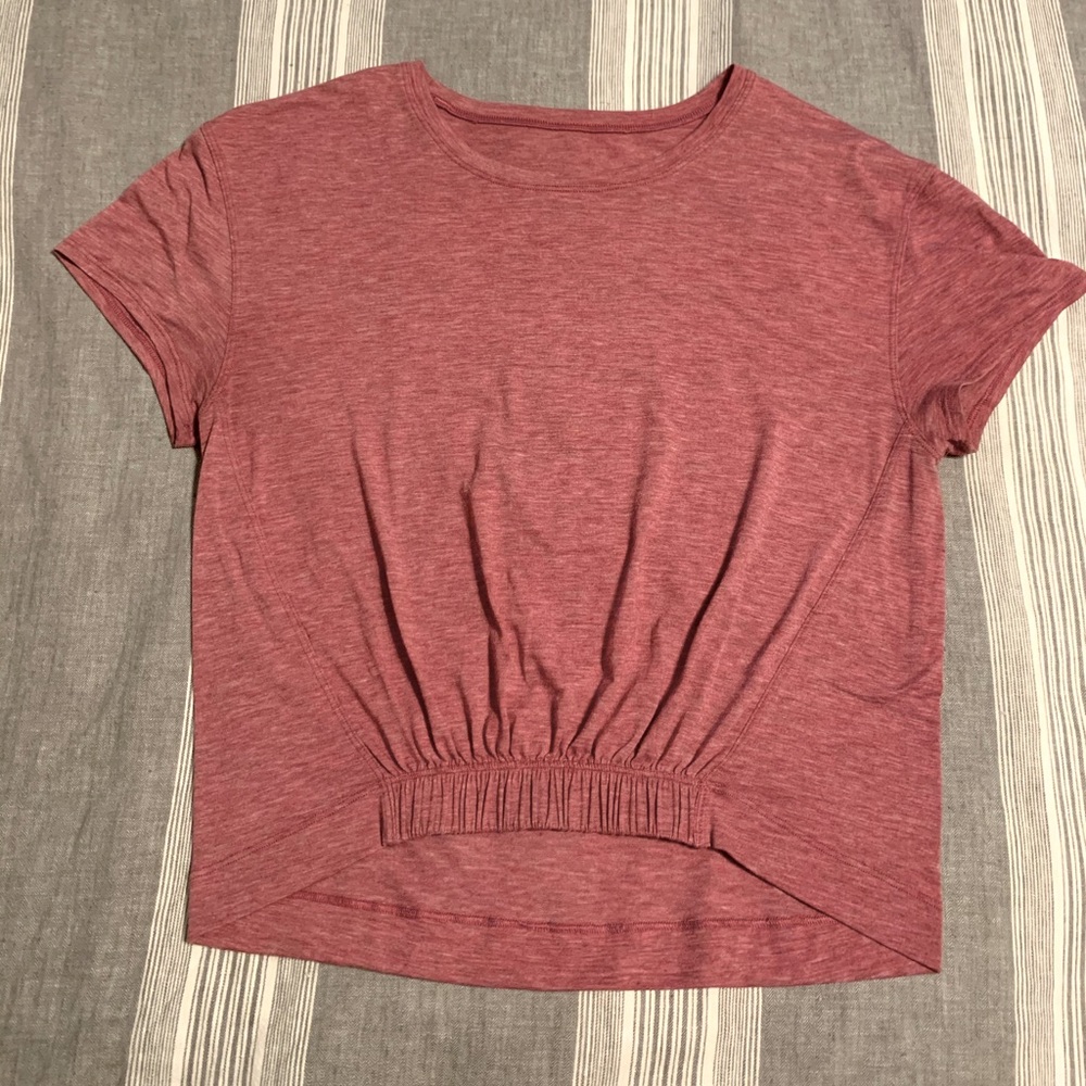 Lululemon crop tee
